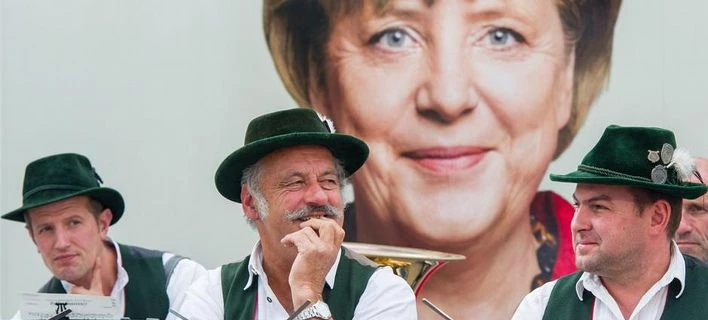 Aπασφάλισε ο Σόιμπλε: Η Ανγκελα Μέρκελ δεν είναι πια αδιαμφισβήτητη